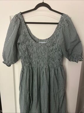 Smocked Gingham Midi Dress in Green with Puff Sleeves